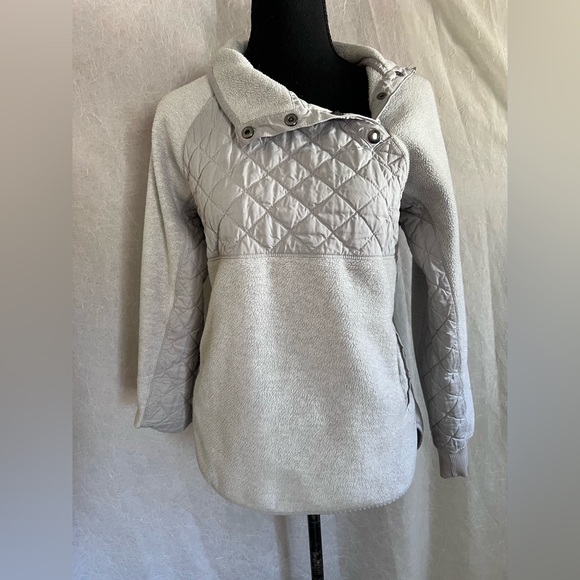 Abercrombie & Fitch Sweaters - A&F Quilted Panel Light Gray Pullover Sweater